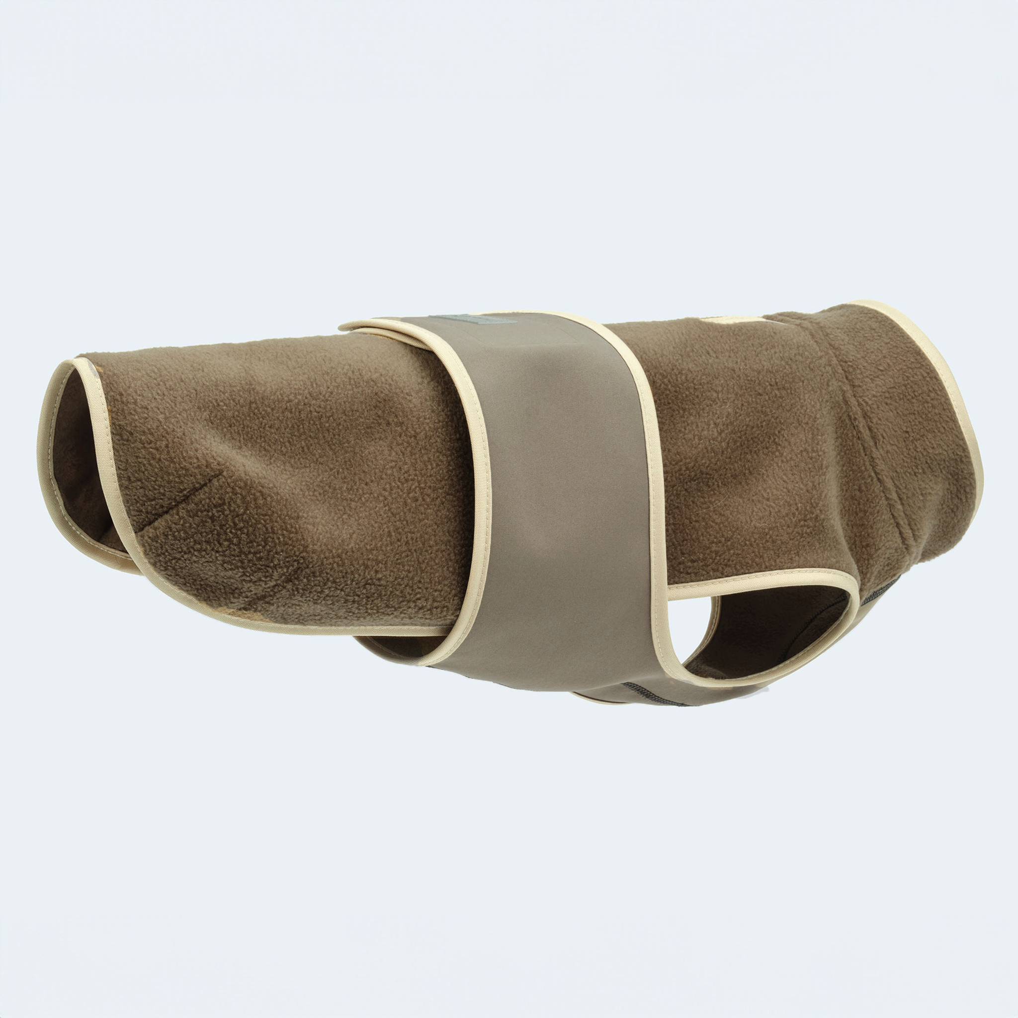Leopold's Finest | Hundemantel Fleece in Braun mit verschließbarem Softshellbrustlatz Seitenansicht für Dackel und kleine Hunde