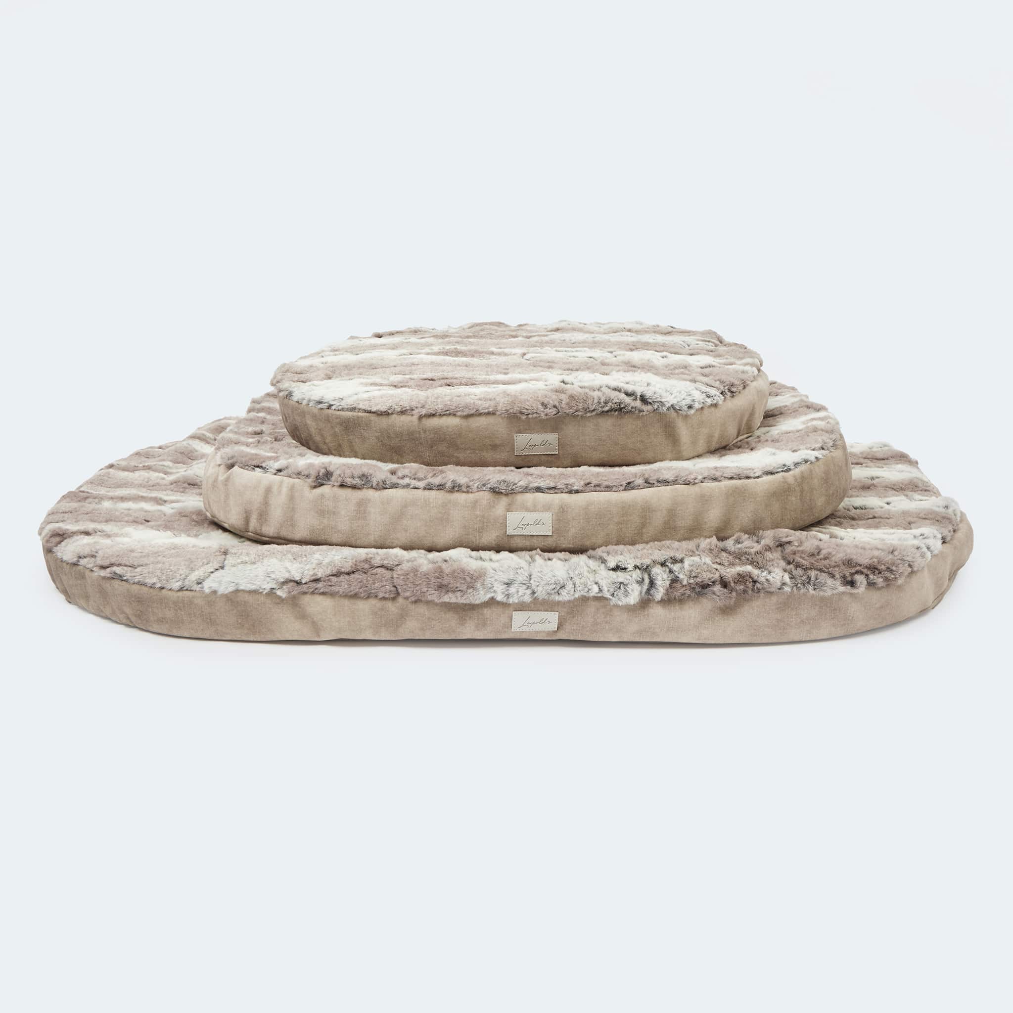 Orthopedic dog mattress in lynx look