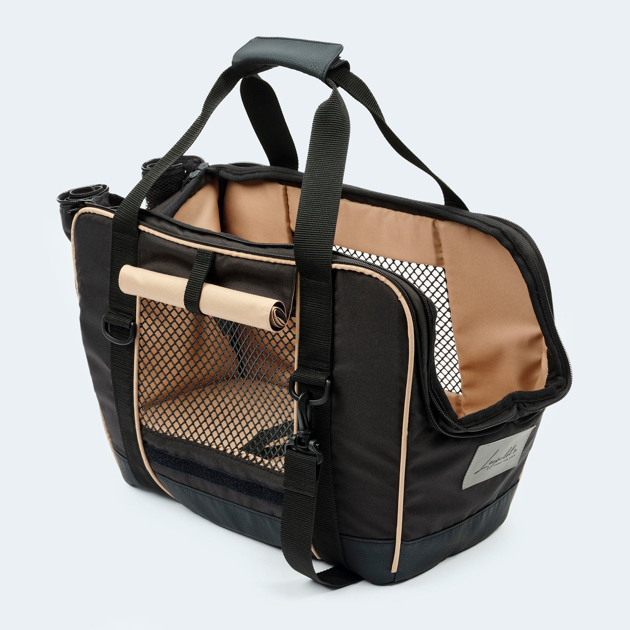 Fahrradtasche für Hunde in schwarz alles offen.