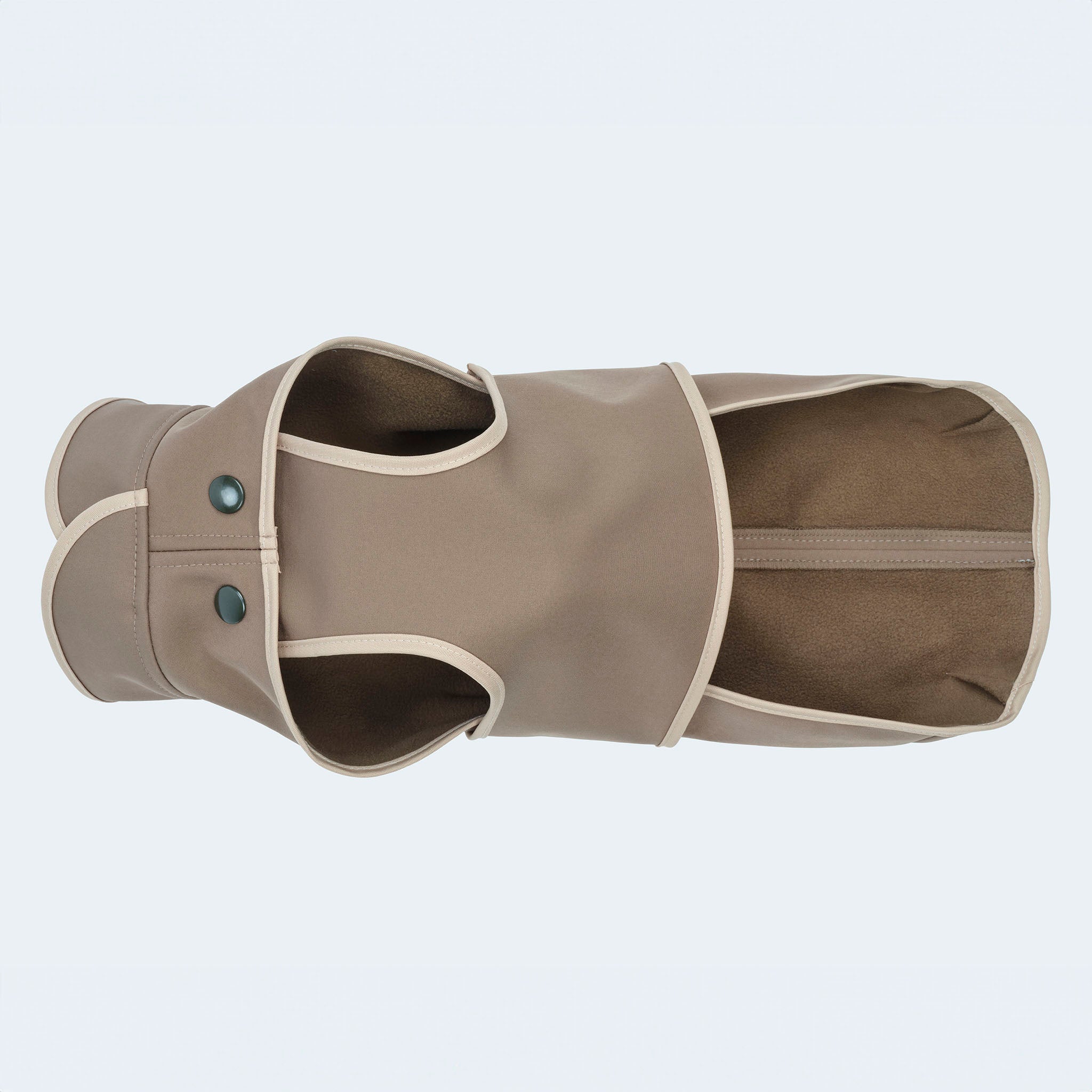 Leopold's Finest | Hunde Softshellmantel in braun mit Brustlatz Ansicht von unten für Dackel und kleine Hunde