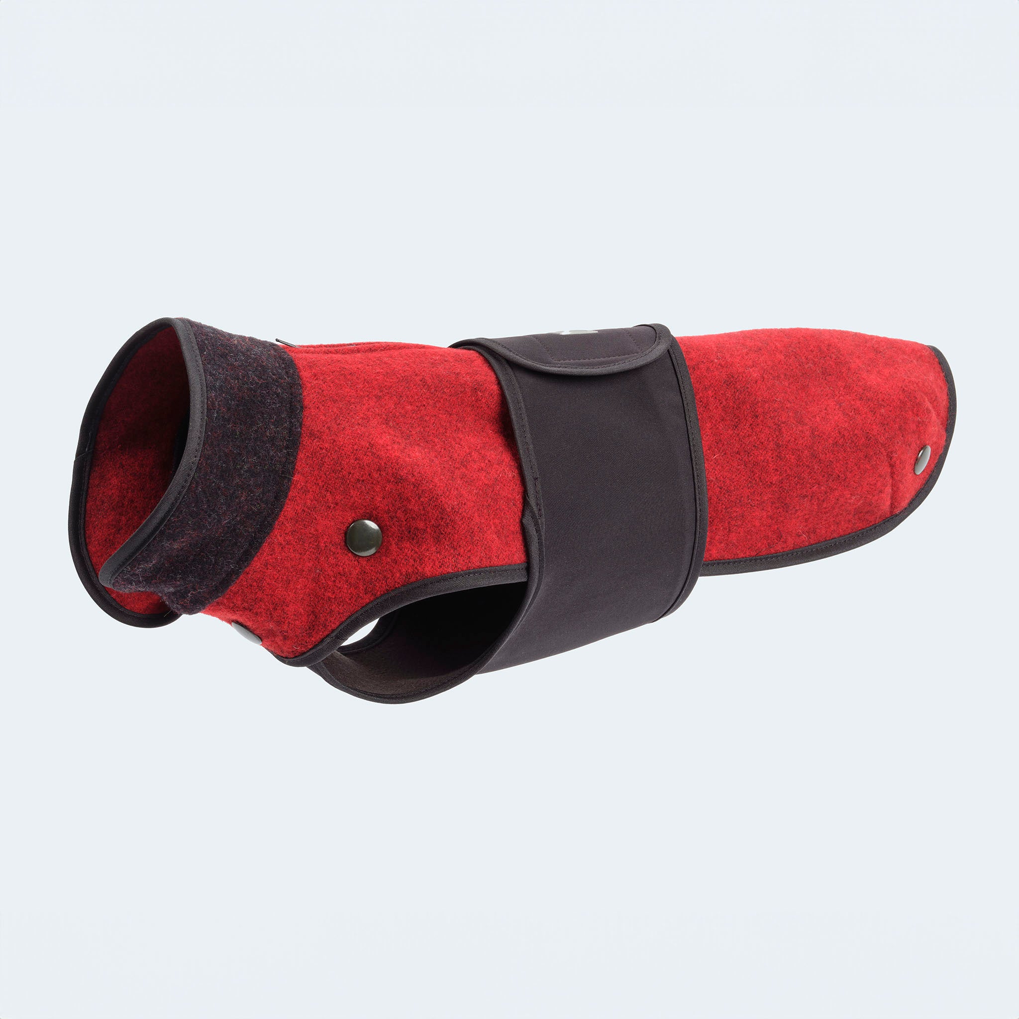 Leopold's Finest | Lodenmantel für Dackel und kleine Hunde in rot mit Softshell Bauchschutz in schwarz