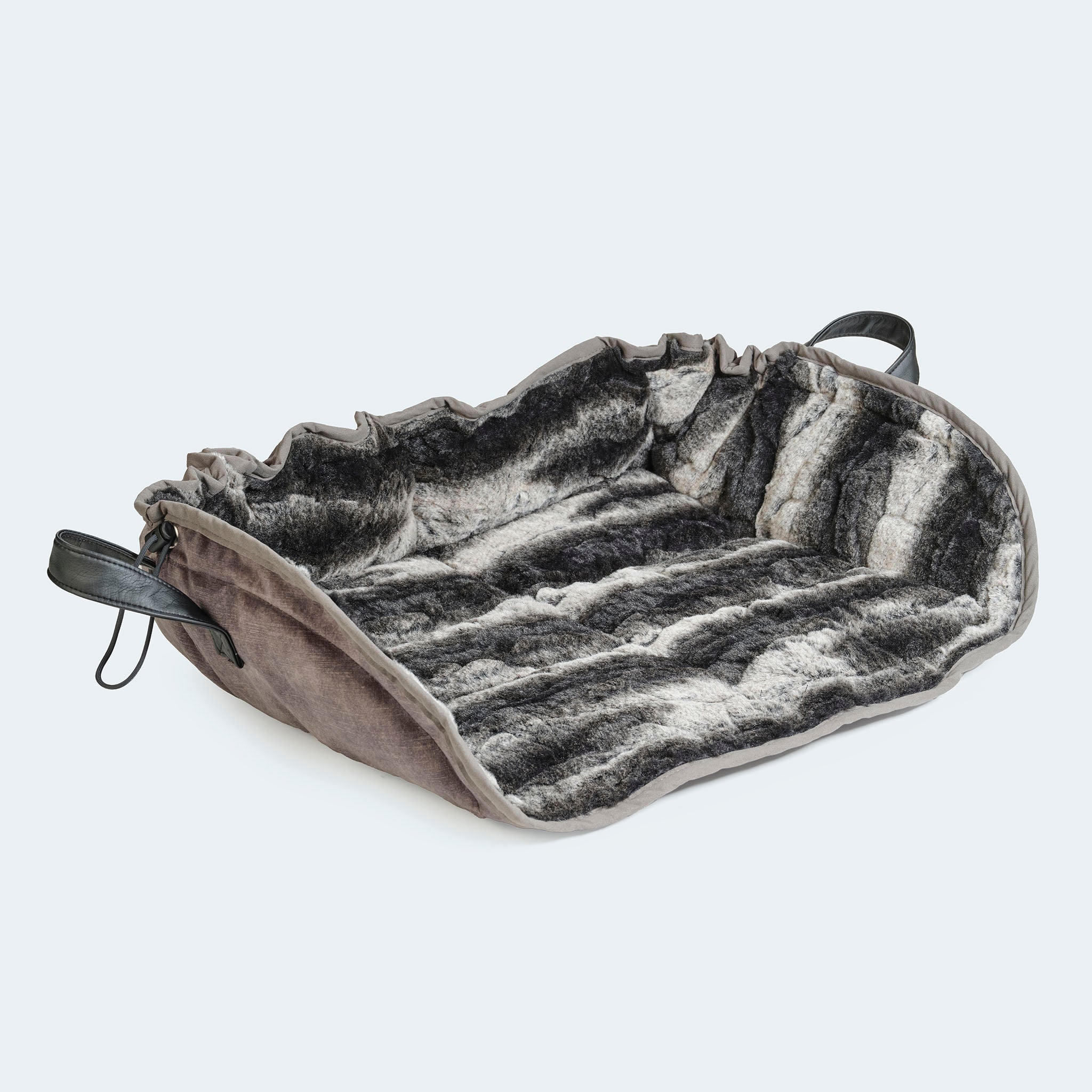 Hundekissen CosyCloud in Chincilla-Optik in Muschel-Form von der Seite