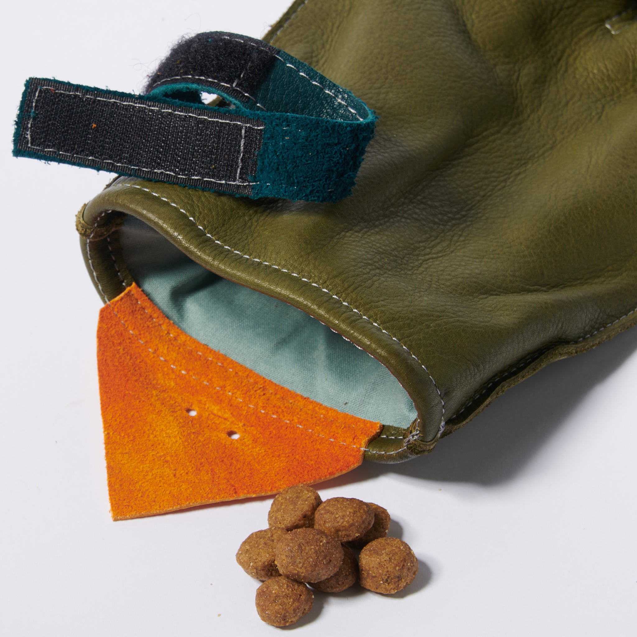 Futterdummy Hund     - von Dogolino kaufen bei leopolds-finest