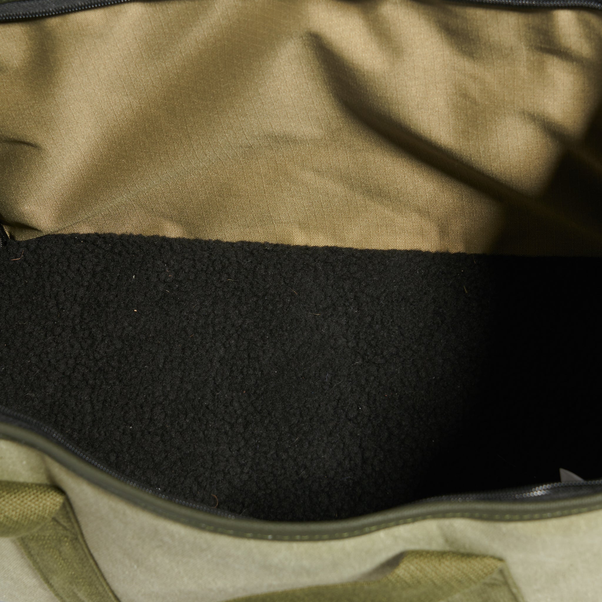 Hundetragetasche Dackel Flugzeug     - von Hunter kaufen bei leopolds-finest