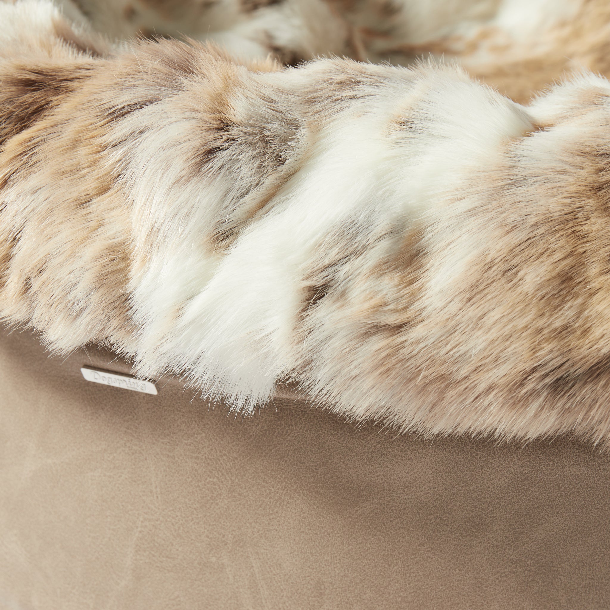 Hundebett Dackel Buddelnest     - von Maul Ledermanufaktur kaufen bei leopolds-finest