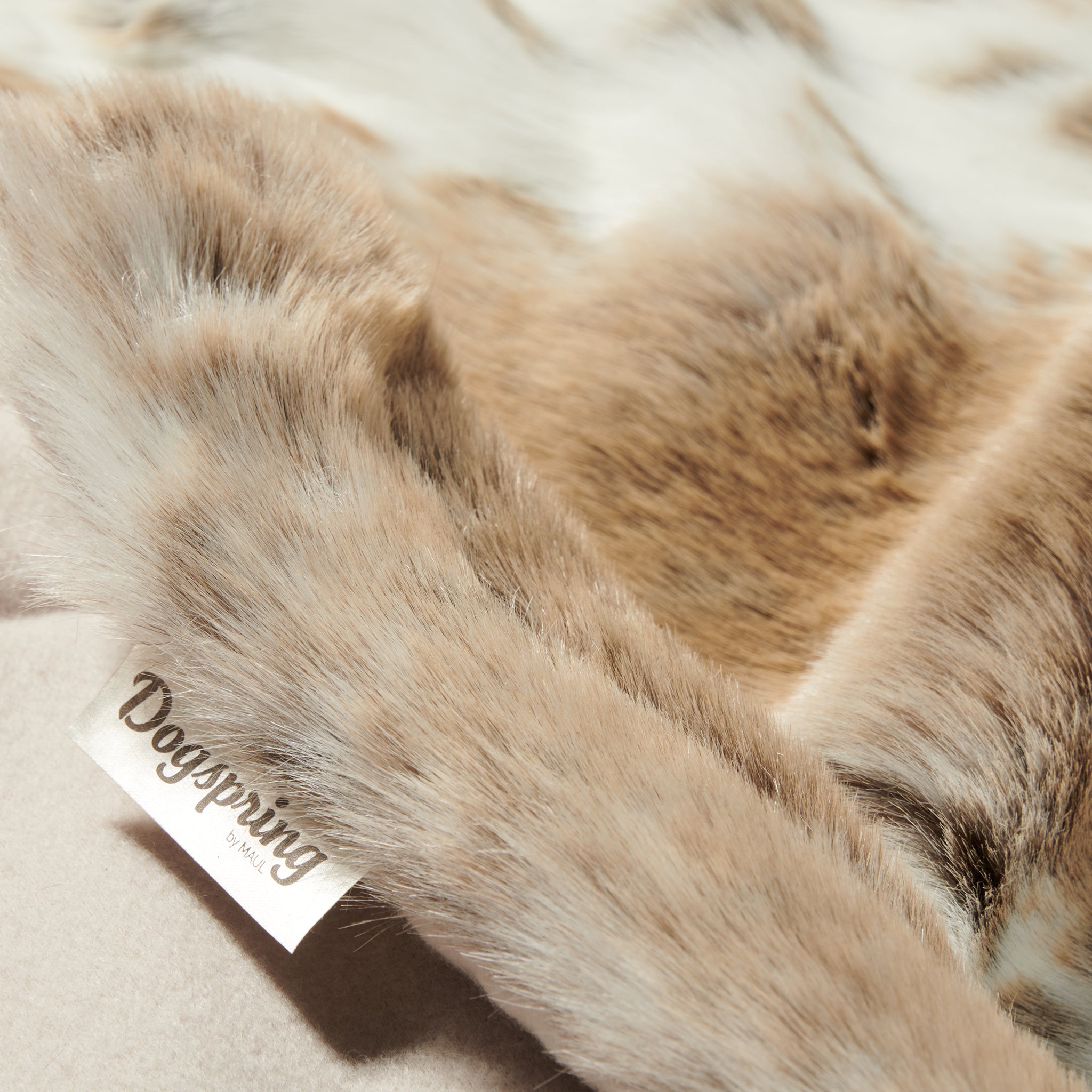 Hundedecke Luchs kuschelig     - von Maul Ledermanufaktur kaufen bei leopolds-finest